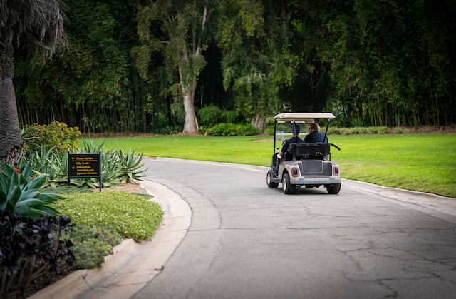 How to Replace the Battery of a Lifted 4 Seater Golf Cart?